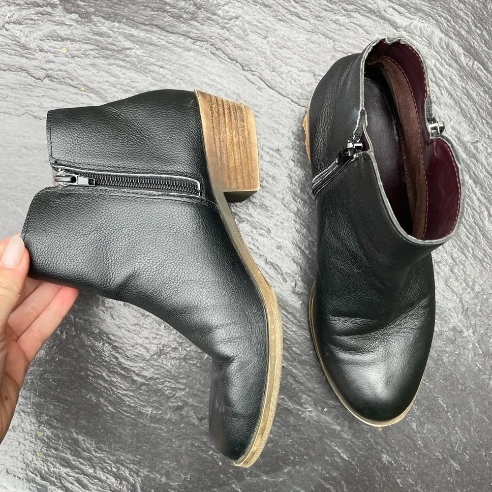 Kenzie leather ankle boots